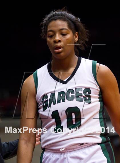 Thumbnail 2 in Garces vs. Tulare Western (CIF CS D2 Final) photogallery.