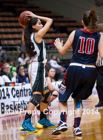 Thumbnail 1 in Garces vs. Tulare Western (CIF CS D2 Final) photogallery.