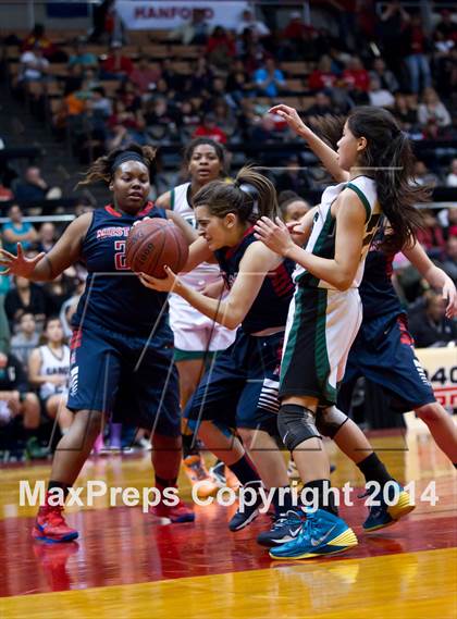Thumbnail 1 in Garces vs. Tulare Western (CIF CS D2 Final) photogallery.