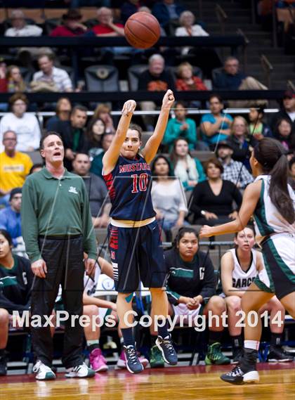 Thumbnail 3 in Garces vs. Tulare Western (CIF CS D2 Final) photogallery.