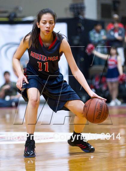 Thumbnail 3 in Garces vs. Tulare Western (CIF CS D2 Final) photogallery.