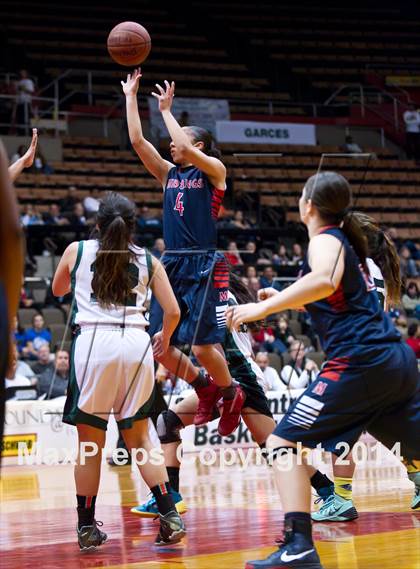 Thumbnail 2 in Garces vs. Tulare Western (CIF CS D2 Final) photogallery.