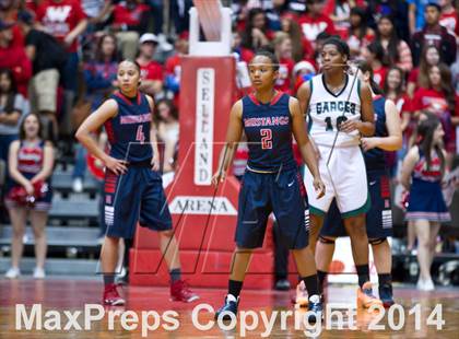 Thumbnail 3 in Garces vs. Tulare Western (CIF CS D2 Final) photogallery.