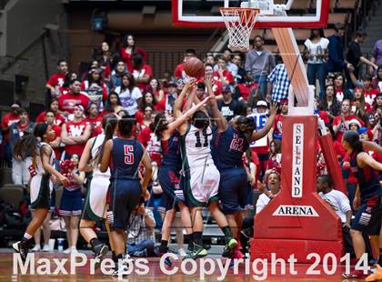 Thumbnail 2 in Garces vs. Tulare Western (CIF CS D2 Final) photogallery.