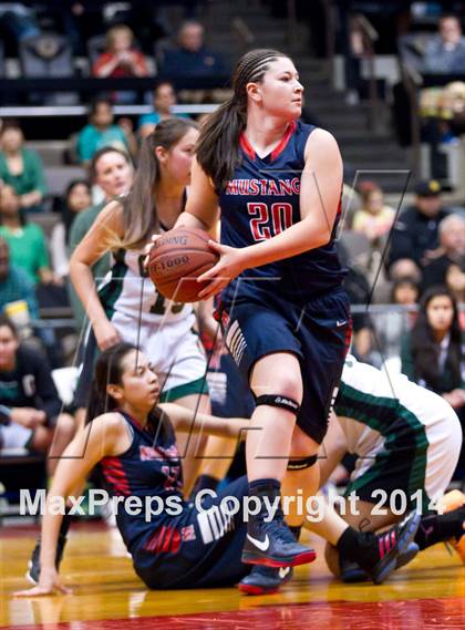Thumbnail 2 in Garces vs. Tulare Western (CIF CS D2 Final) photogallery.
