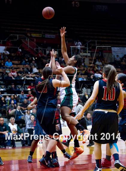 Thumbnail 2 in Garces vs. Tulare Western (CIF CS D2 Final) photogallery.