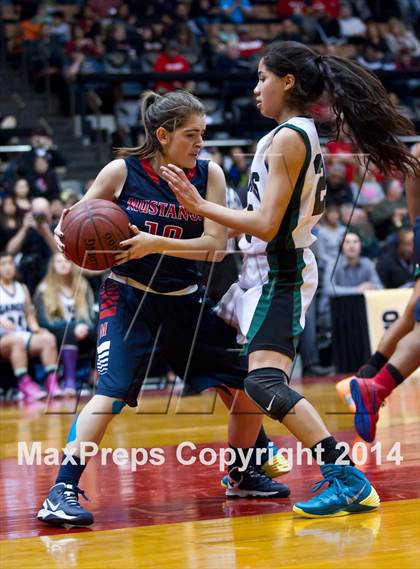 Thumbnail 2 in Garces vs. Tulare Western (CIF CS D2 Final) photogallery.