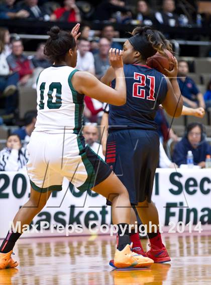 Thumbnail 1 in Garces vs. Tulare Western (CIF CS D2 Final) photogallery.