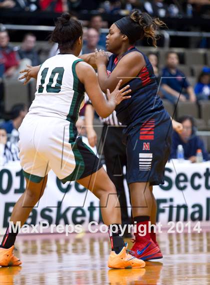 Thumbnail 2 in Garces vs. Tulare Western (CIF CS D2 Final) photogallery.