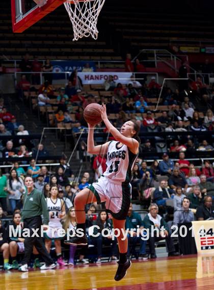 Thumbnail 3 in Garces vs. Tulare Western (CIF CS D2 Final) photogallery.