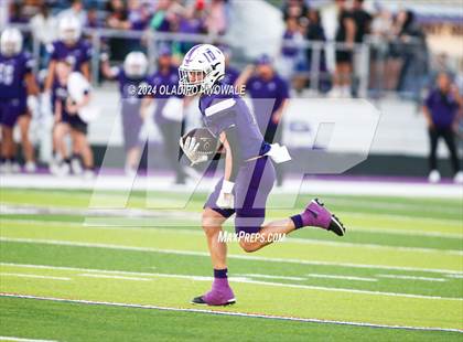 Thumbnail 3 in Ponder @ Bonham photogallery.