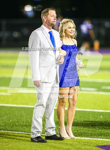 Thumbnail 2 in Ponder @ Bonham photogallery.