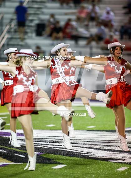 Thumbnail 2 in Ponder @ Bonham photogallery.