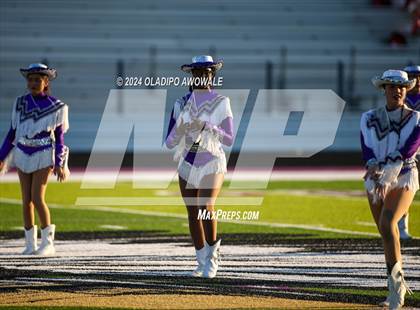 Thumbnail 3 in Ponder @ Bonham photogallery.
