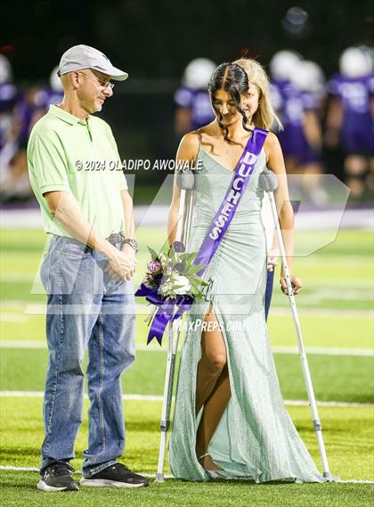 Thumbnail 1 in Ponder @ Bonham photogallery.