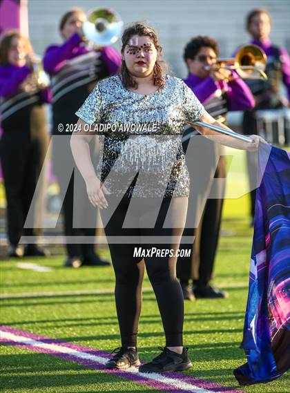 Thumbnail 1 in Ponder @ Bonham photogallery.
