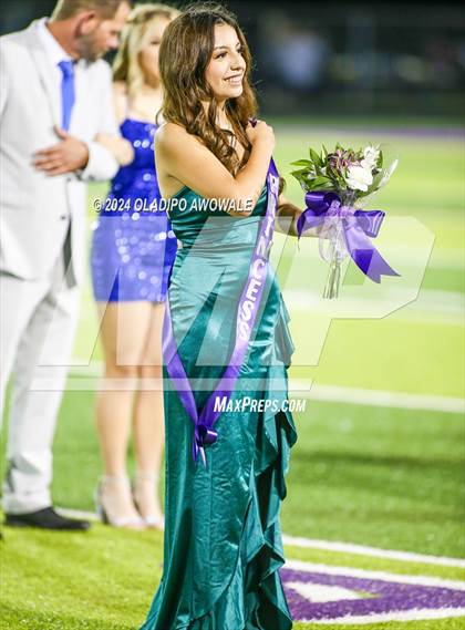 Thumbnail 3 in Ponder @ Bonham photogallery.