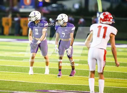 Thumbnail 3 in Ponder @ Bonham photogallery.