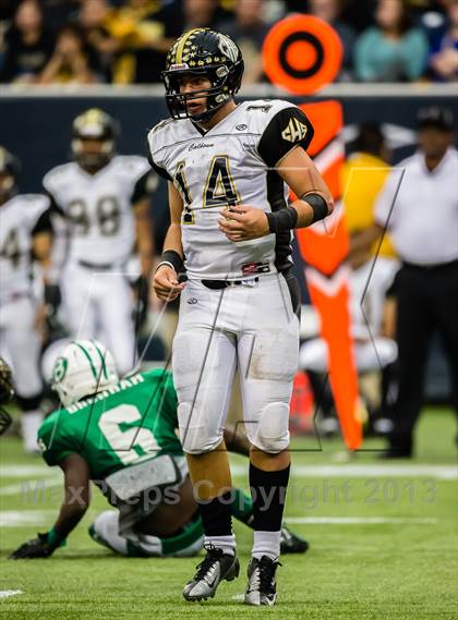 Thumbnail 1 in Brenham vs. Calhoun (UIL 4A D2 Semifinal) photogallery.
