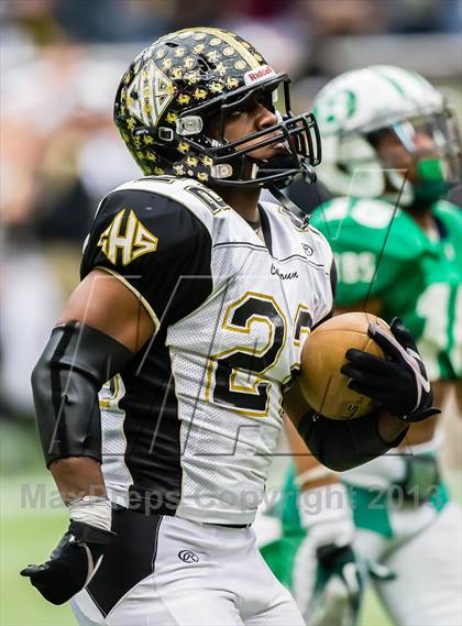 Thumbnail 1 in Brenham vs. Calhoun (UIL 4A D2 Semifinal) photogallery.