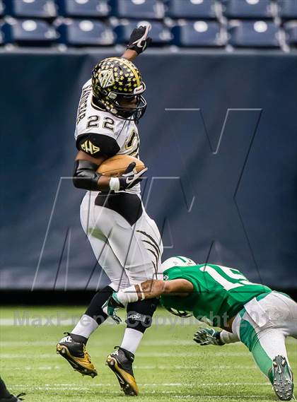 Thumbnail 1 in Brenham vs. Calhoun (UIL 4A D2 Semifinal) photogallery.