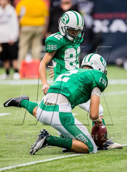 Thumbnail 2 in Brenham vs. Calhoun (UIL 4A D2 Semifinal) photogallery.