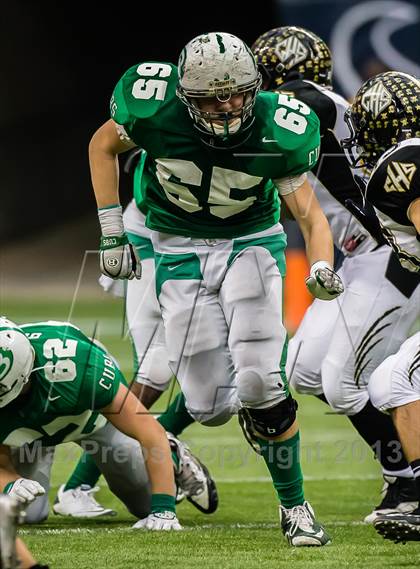 Thumbnail 2 in Brenham vs. Calhoun (UIL 4A D2 Semifinal) photogallery.