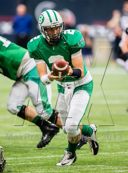 Thumbnail 3 in Brenham vs. Calhoun (UIL 4A D2 Semifinal) photogallery.