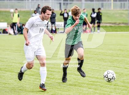 Thumbnail 2 in Derby vs East (KSHSAA 6A Semifinal) photogallery.