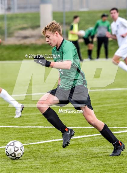 Thumbnail 2 in Derby vs East (KSHSAA 6A Semifinal) photogallery.