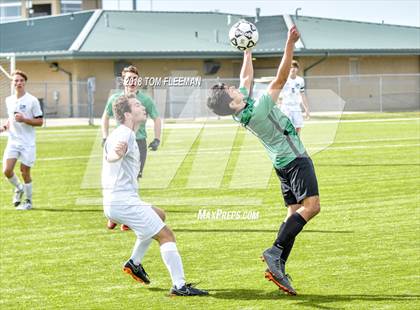 Thumbnail 1 in Derby vs East (KSHSAA 6A Semifinal) photogallery.