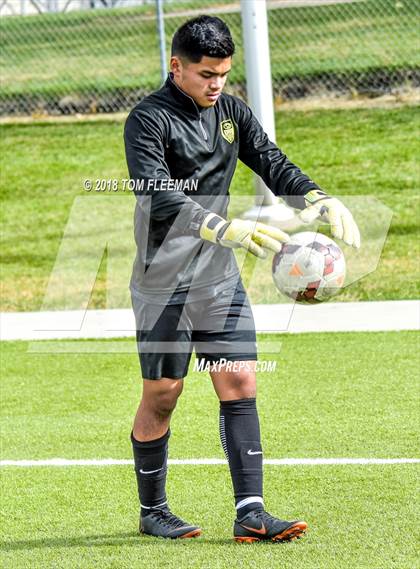 Thumbnail 1 in Derby vs East (KSHSAA 6A Semifinal) photogallery.