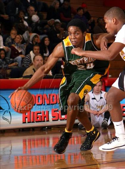 Thumbnail 1 in Bishop Montgomery vs. Kentridge (Sea Hawk Classic) photogallery.