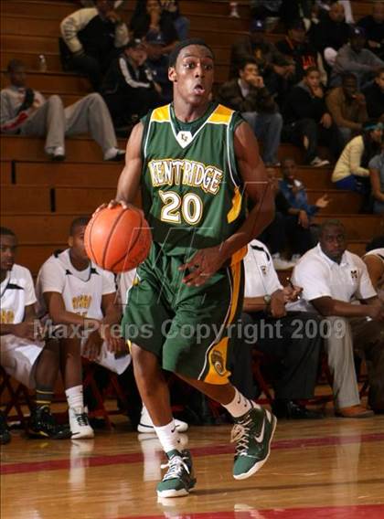 Thumbnail 3 in Bishop Montgomery vs. Kentridge (Sea Hawk Classic) photogallery.