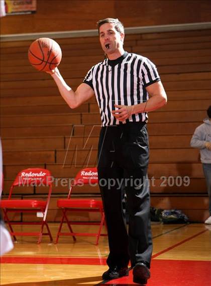 Thumbnail 3 in Bishop Montgomery vs. Kentridge (Sea Hawk Classic) photogallery.