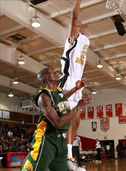 Thumbnail 2 in Bishop Montgomery vs. Kentridge (Sea Hawk Classic) photogallery.