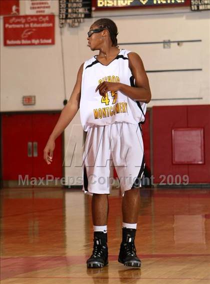 Thumbnail 1 in Bishop Montgomery vs. Kentridge (Sea Hawk Classic) photogallery.