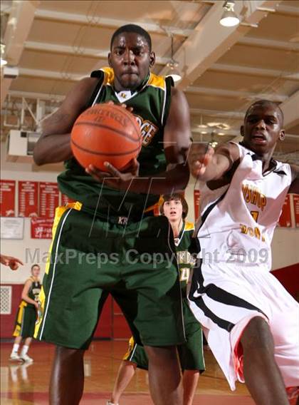 Thumbnail 3 in Bishop Montgomery vs. Kentridge (Sea Hawk Classic) photogallery.