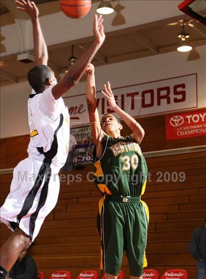 Thumbnail 1 in Bishop Montgomery vs. Kentridge (Sea Hawk Classic) photogallery.