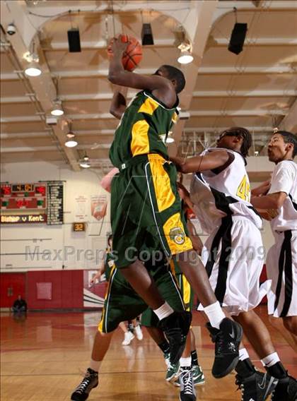 Thumbnail 1 in Bishop Montgomery vs. Kentridge (Sea Hawk Classic) photogallery.