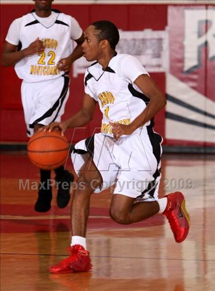 Thumbnail 3 in Bishop Montgomery vs. Kentridge (Sea Hawk Classic) photogallery.