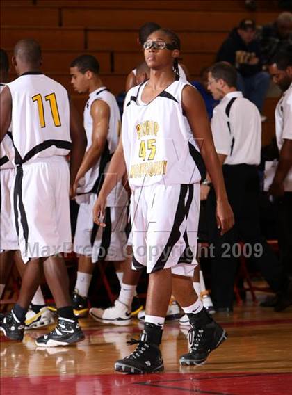 Thumbnail 3 in Bishop Montgomery vs. Kentridge (Sea Hawk Classic) photogallery.