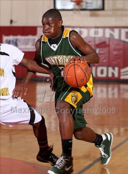 Thumbnail 3 in Bishop Montgomery vs. Kentridge (Sea Hawk Classic) photogallery.