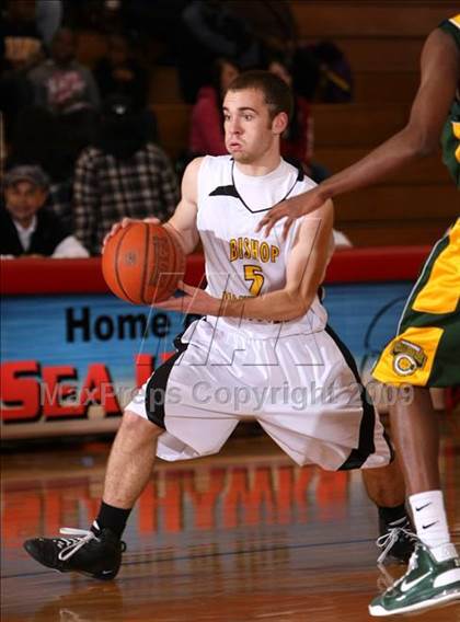 Thumbnail 1 in Bishop Montgomery vs. Kentridge (Sea Hawk Classic) photogallery.