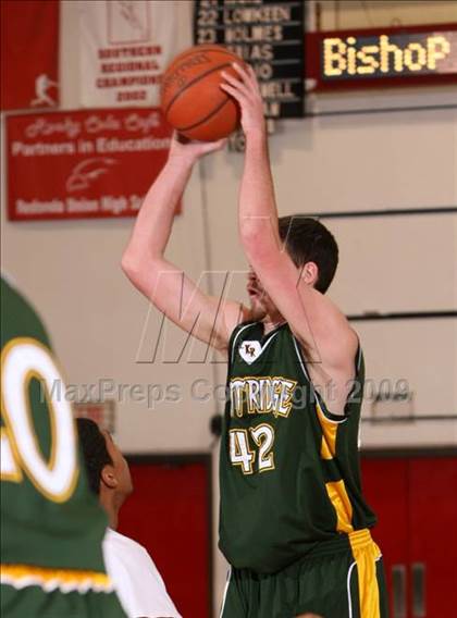 Thumbnail 2 in Bishop Montgomery vs. Kentridge (Sea Hawk Classic) photogallery.