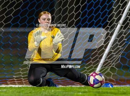 Thumbnail 1 in Moreau Catholic @ Newark Memorial photogallery.