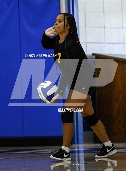 Thumbnail 1 in Orland vs Enterprise (Eileen Mason Invitational) photogallery.