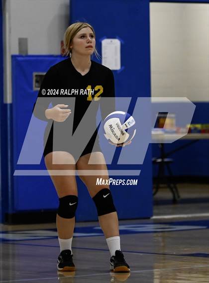 Thumbnail 2 in Orland vs Enterprise (Eileen Mason Invitational) photogallery.