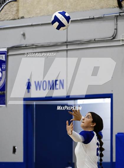 Thumbnail 3 in Orland vs Enterprise (Eileen Mason Invitational) photogallery.