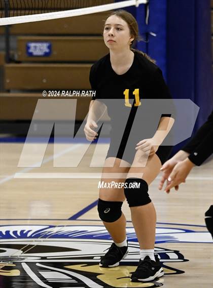 Thumbnail 3 in Orland vs Enterprise (Eileen Mason Invitational) photogallery.